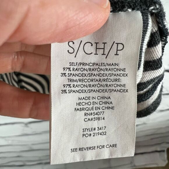 CAbi Women's Striped Sleeveless Tank Top Black Size S Casual Spring - Picture 6 of 8